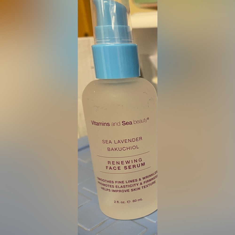 Vitamin and Sea Beauty Bakuchiol Renewing Face Serum
